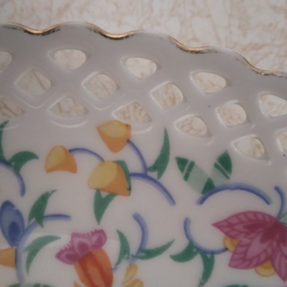 Plate, Vintage, Relish and Olive Tray, Decorative, Flower Pattern - Picture 3 of 6